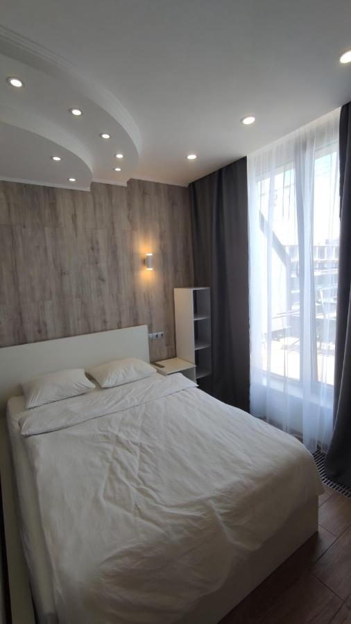 Rybalsky Studio Apartment Dnipro View Kiev Exterior foto